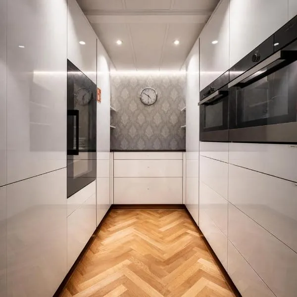 Little Escape House with Sauna & perfect Location，位于图恩的酒店