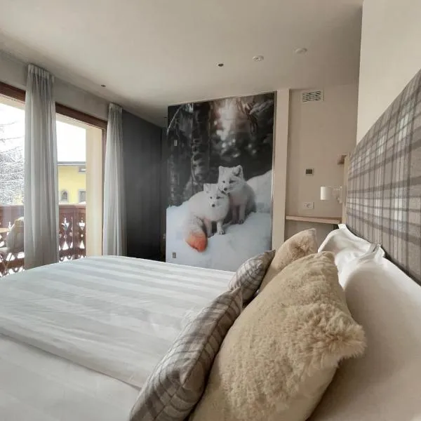 Alpine Rooms and Suites Livigno - Camana Noa -，位于利维尼奥的酒店