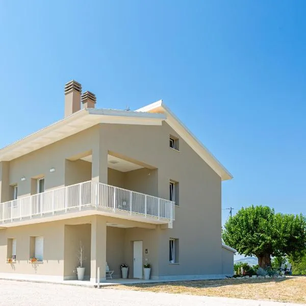 Dolce Conero Guest House，位于卡梅拉诺的酒店