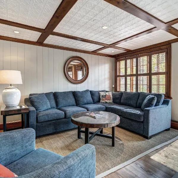 Lodge at Vail, A RockResort by Vail Resorts，位于范尔的酒店