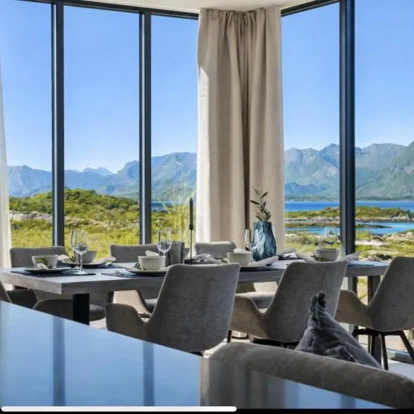 Luxury Cabin in beautiful Lofoten with Jacuzzi and sauna，位于Kleppstad的酒店