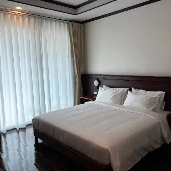 in the house，位于甲米镇的酒店