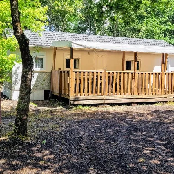 Camping baradis，位于Commensacq的酒店