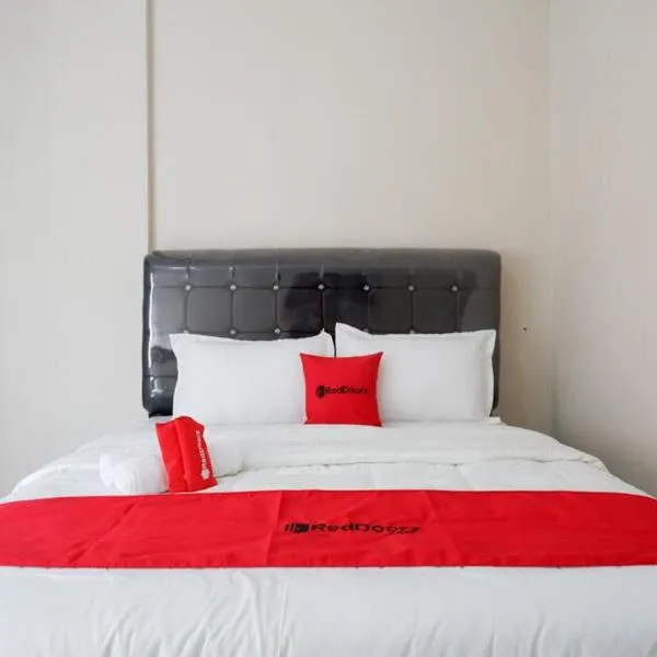 RedDoorz Syariah near RSUD Margono Purwokerto，位于普禾加多的酒店