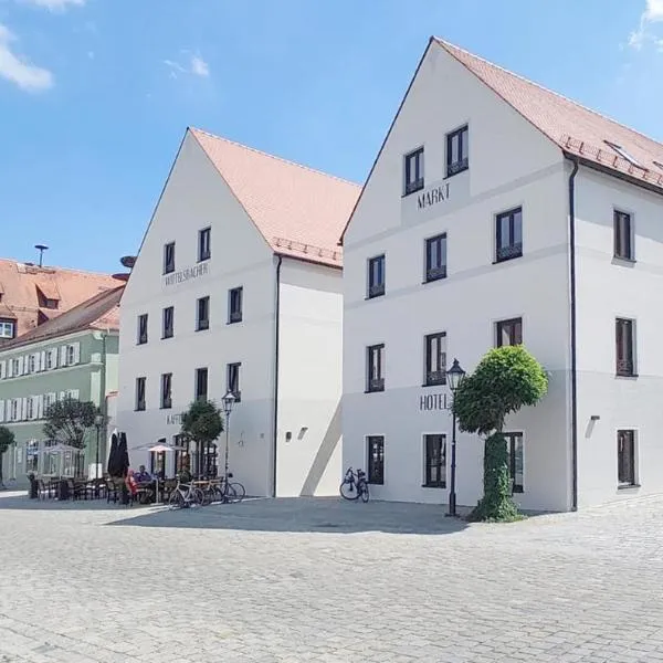 Hotel am Wittelsbacher Markt by greenpartment，位于Langquaid的酒店