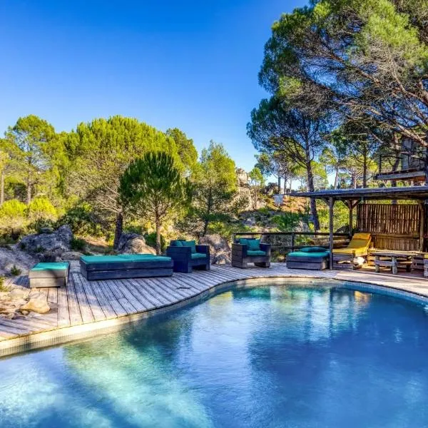 Le Sabel - Cabanon，位于Mourèze的酒店