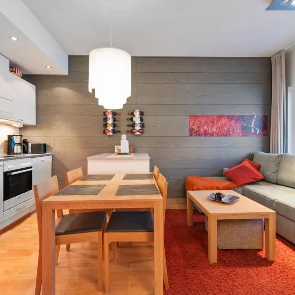 Holiday Home Ski chalet vii 7406 by Interhome，位于于莱的酒店