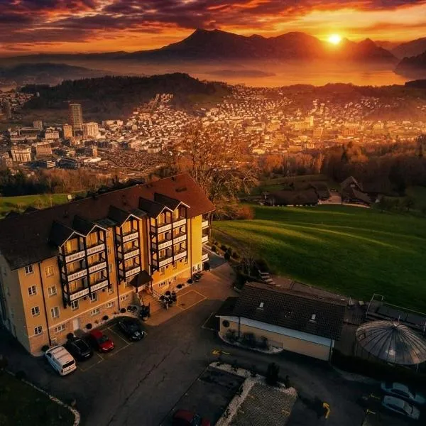 Boutique Hotel Himmelrich，位于卢塞恩的酒店