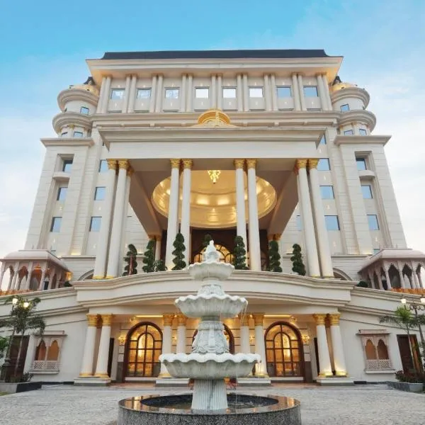 Hotel Maharaja Palace Rohtak，位于Kahrāwar的酒店