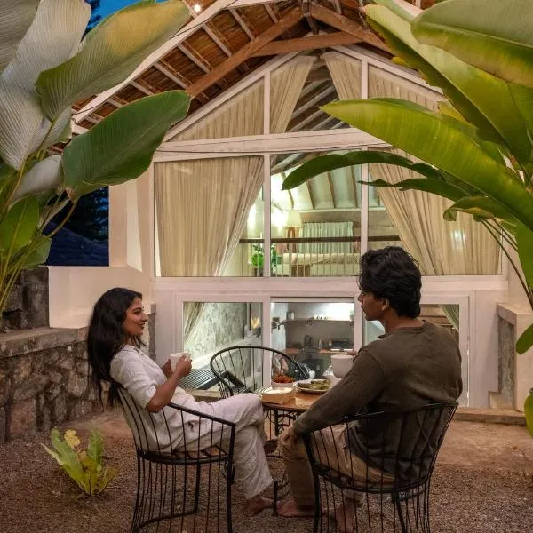 Tool House - Great Estate Stay for Remote Work，位于西达普尔的酒店