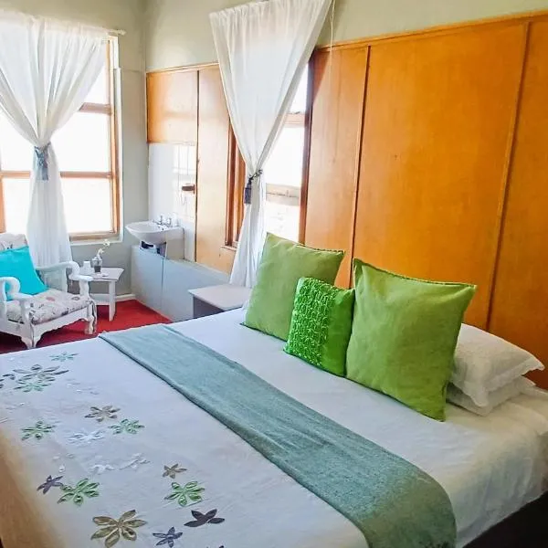 Oceanic Flashpackers accommodation，位于东伦敦的酒店