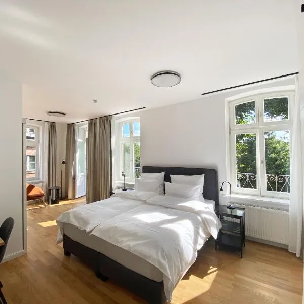 Backbord Geesthacht，位于格斯塔特的酒店