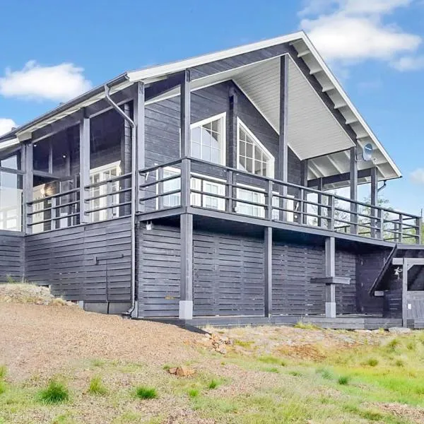 Holiday Home Kontiokota by Interhome，位于萨利色尔卡的酒店