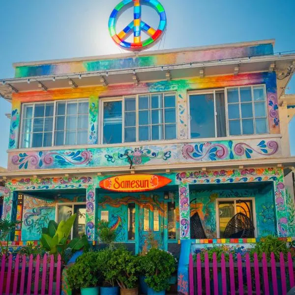 Samesun Ocean Beach Hotel & Hostel，位于圣地亚哥的酒店