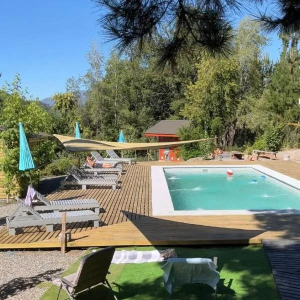 Cabañas Alto Quillay, radal siete tasas，位于El Torreón的酒店