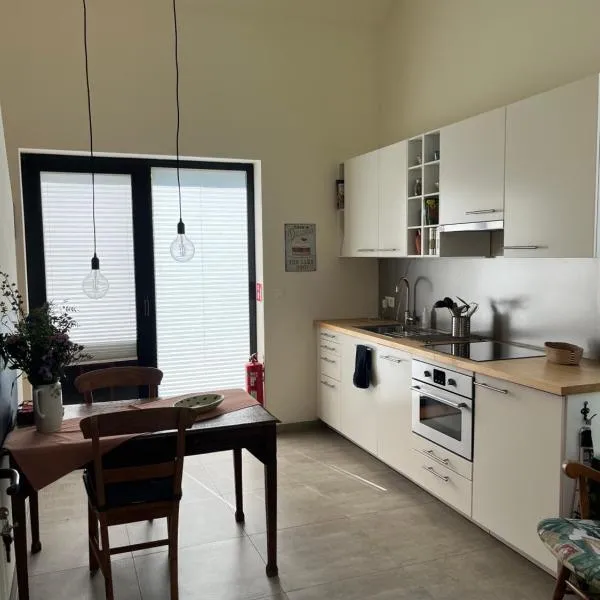 Bellefleur Cottage，位于赫伦特的酒店