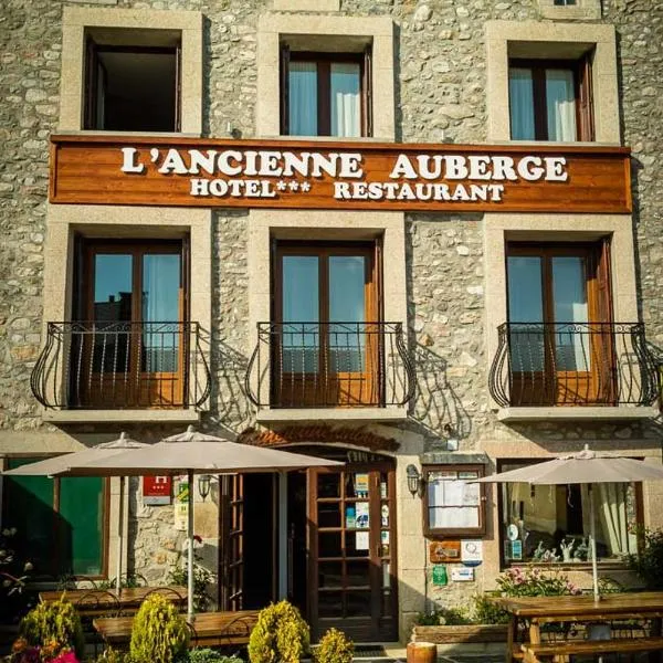 Hôtel Restaurant L'ancienne Auberge，位于布齐耶比利牛斯2000的酒店