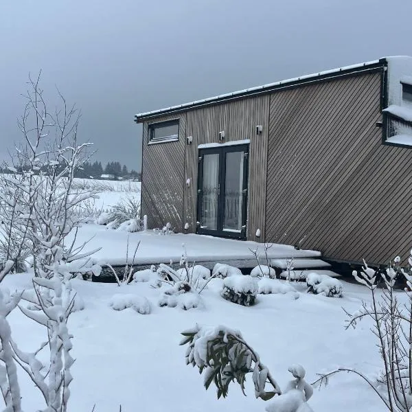 Au sentier de Verlaine - Tiny House à Paliseul - Ardenne，位于巴利瑟尔的酒店