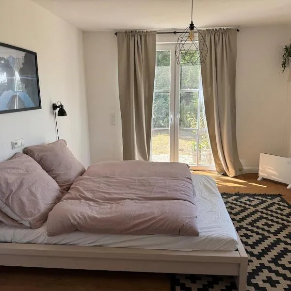 Ferienwohnung in saniertem Bauernhaus，位于Wardenburg的酒店