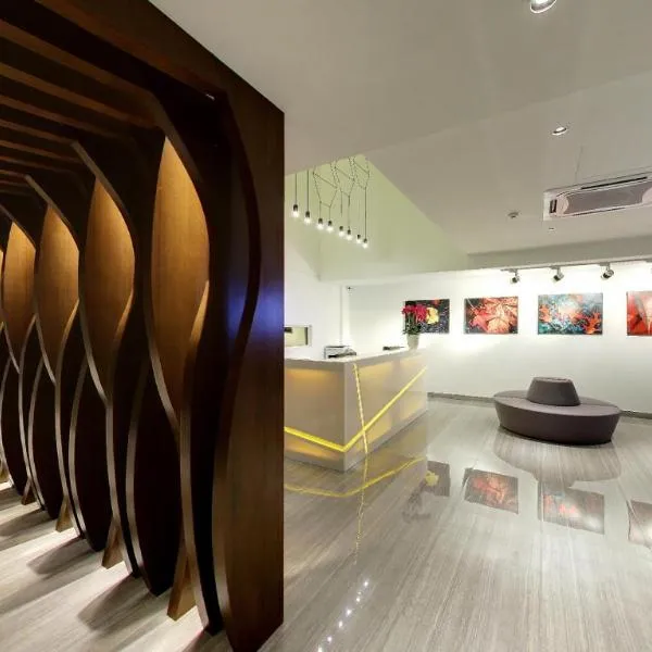十字路口弗罗拉酒店，位于吉隆坡的酒店