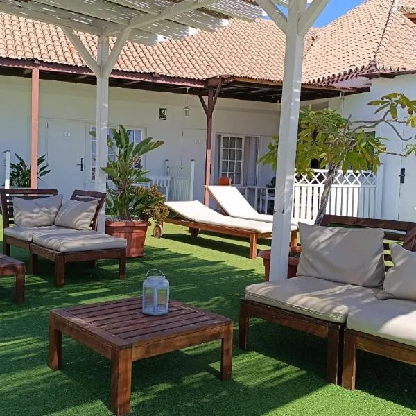 Villa las Flores，位于阿德耶的酒店
