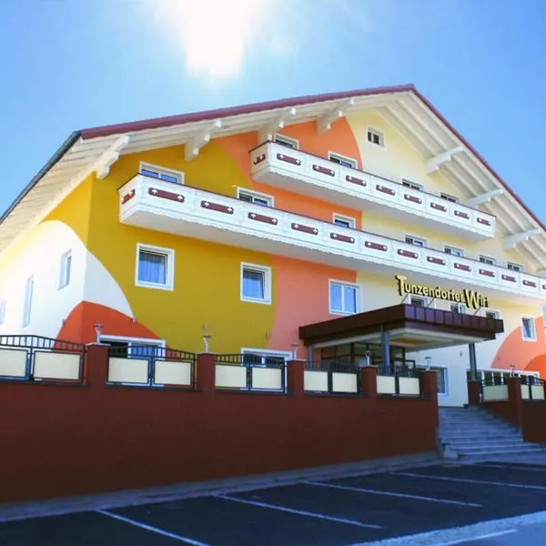 Alpen Experience Hotel，位于Großsölk的酒店