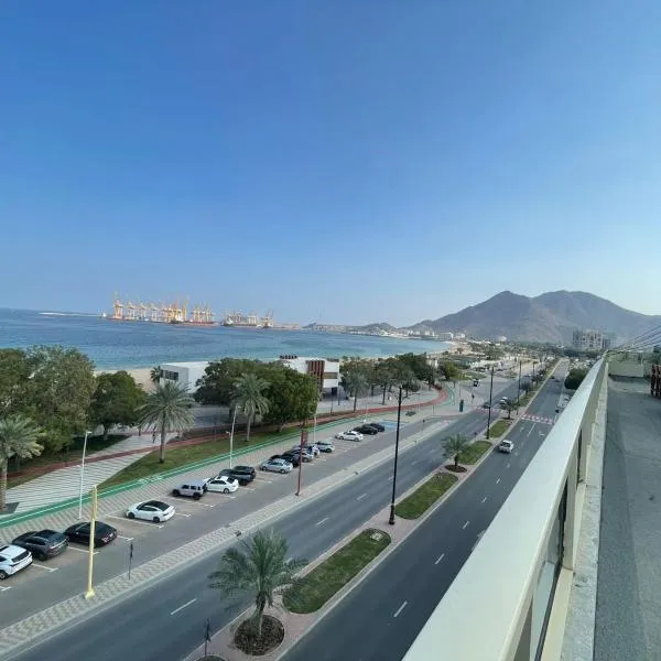 Coral Bay 2 Bedroom Flat，位于豪尔费坎的酒店