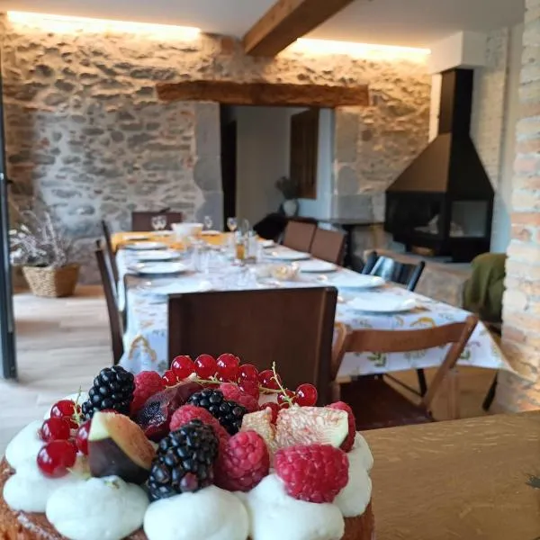 Can Freixa，位于Sant Pere de Torelló的酒店