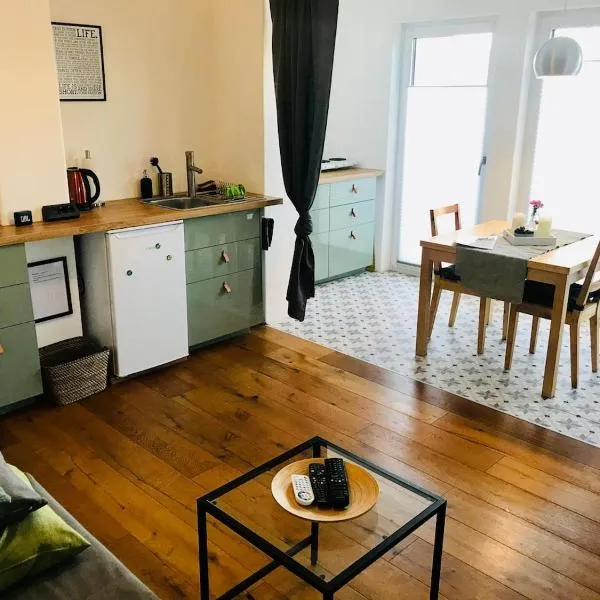 Wunderschöne 2-Zimmer Ferienwohnung im Ostallgäu，位于Waal的酒店