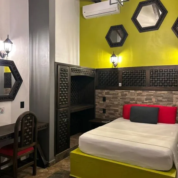 Hotel Villa's Camargo，位于伊斯米基尔潘的酒店