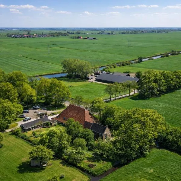 Pean-buiten Weidum，位于Weidum的酒店