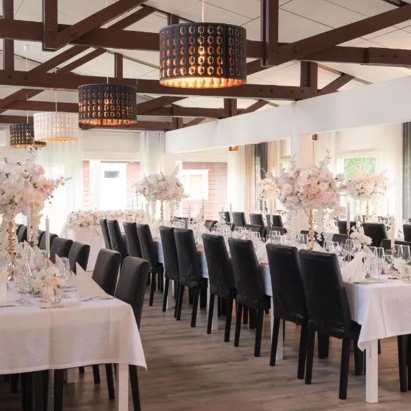 乐泊拉姆披酒店，位于埃斯波的酒店