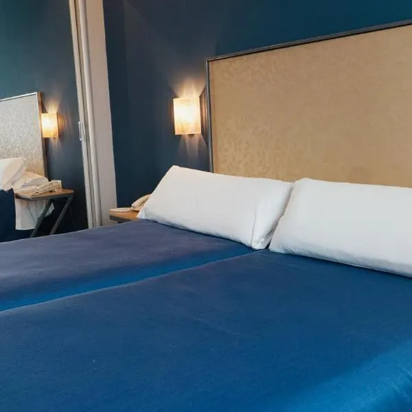 塞维利亚阿加拉菲公寓酒店，位于博尔穆霍斯的酒店