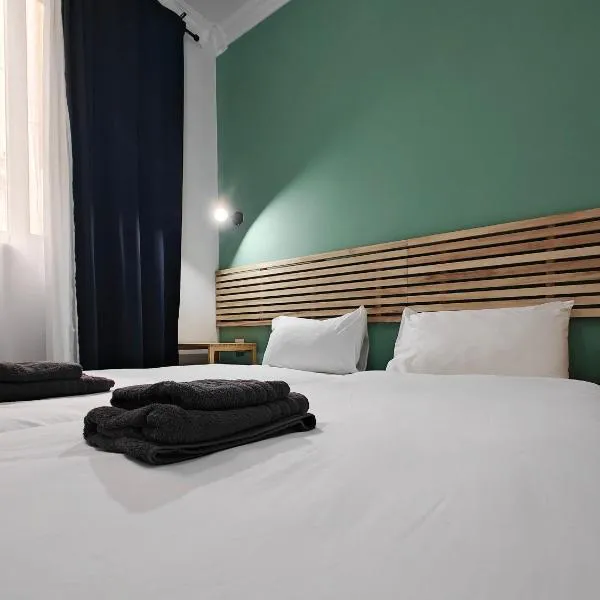 Cosy room 2，位于佩塔的酒店