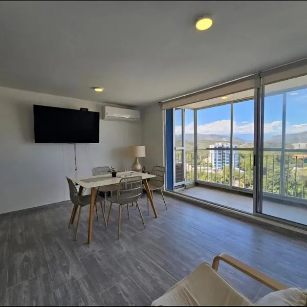 Hermoso apartamento familiar en Ricaurte，位于里考尔特的酒店