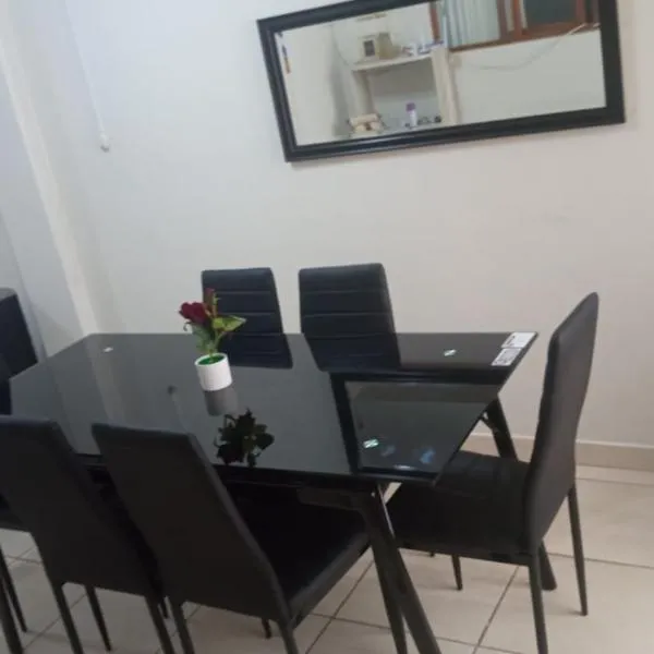 1er piso departamento Florencia，位于塔克纳的酒店
