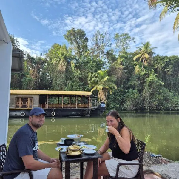 BirdScapes Kumarakom Homestay，位于库玛拉孔的酒店
