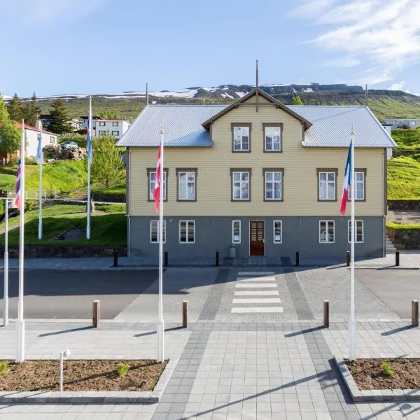 东部峡湾福斯酒店，位于Fáskrúðsfjörður的酒店