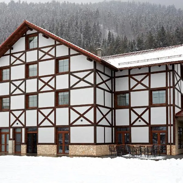 Rezort Gothal Apartmány a Penzióny，位于多纳瓦利的酒店