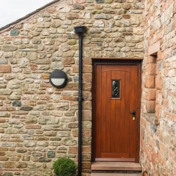 Byre cottage Perfect for families,位于彭里斯的酒店