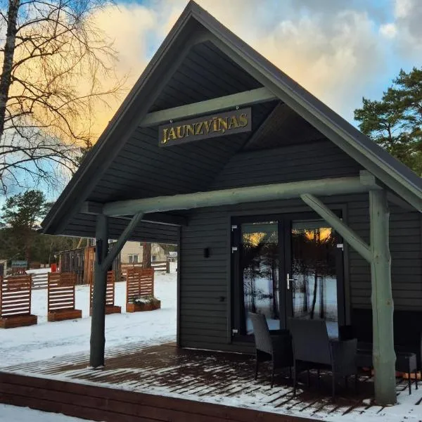 Brīvdienu māja Jaunzvīņas，位于Upesgrīva的酒店