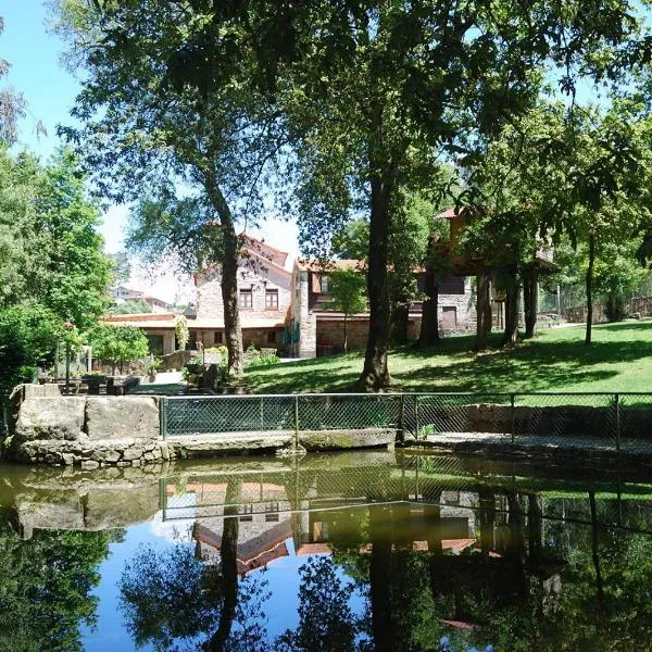 Quinta Padre Lobo，位于Santiago de Riba-Ul的酒店