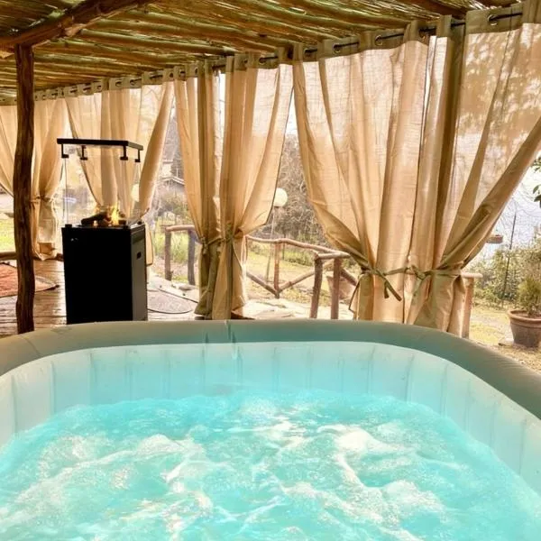 Agriturismo Tassinaia，位于蓬塔谢韦的酒店