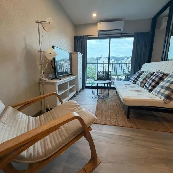 1 BDR 5 Swimming Pool Entire Condo 5 Mins Walk To Naiyang Beach，位于奈扬海滩的酒店