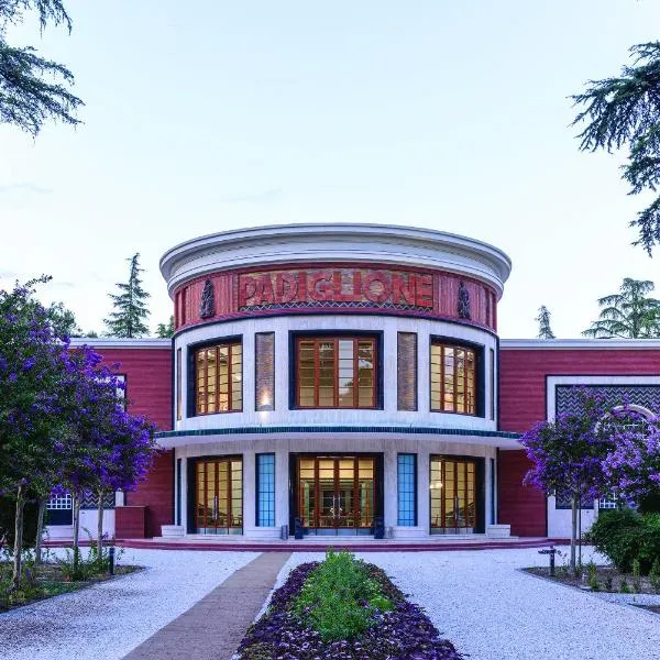 Elegant 2-Suite Residence, near the Thermal Baths，位于卡斯特罗卡罗泰尔梅的酒店