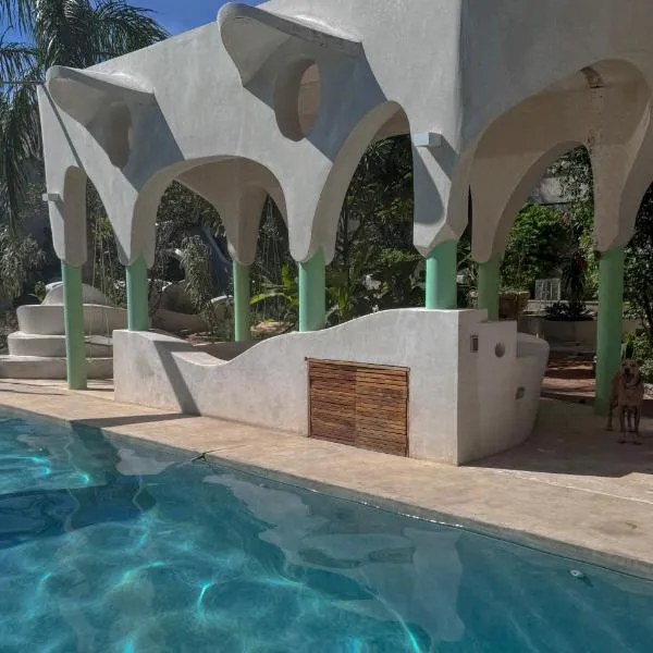 Calle Ouvert，位于梅里达的酒店