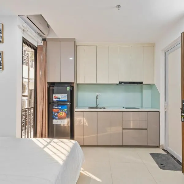 Alan Living Hotel and Apartment - Hanoi Center，位于河内的酒店