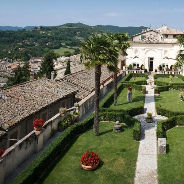 帕拉索雷缇德波卡住宅酒店，位于Bazzano di Spoleto的酒店