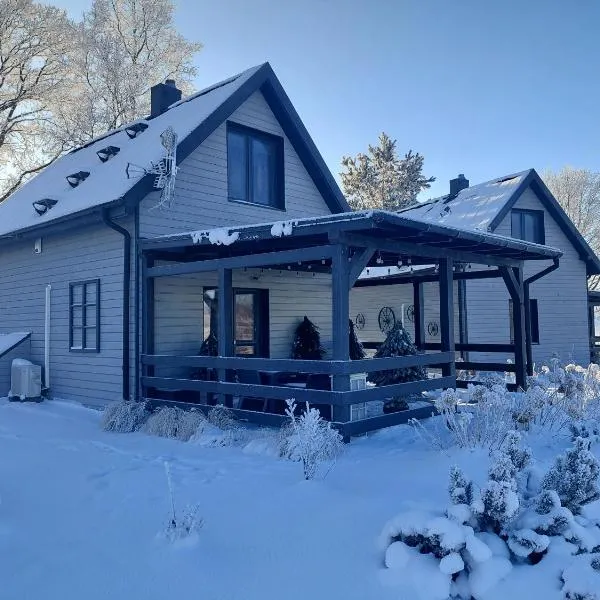 Domki na Kaszubach - Chabry i Rumianki - Roztoka, Przywidz - Basen Sauna Jacuzzi KASZUBY，位于Roztoka的酒店