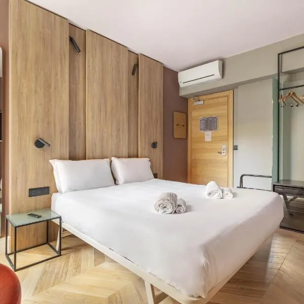 B&B Hotel Genova City Center，位于热那亚的酒店